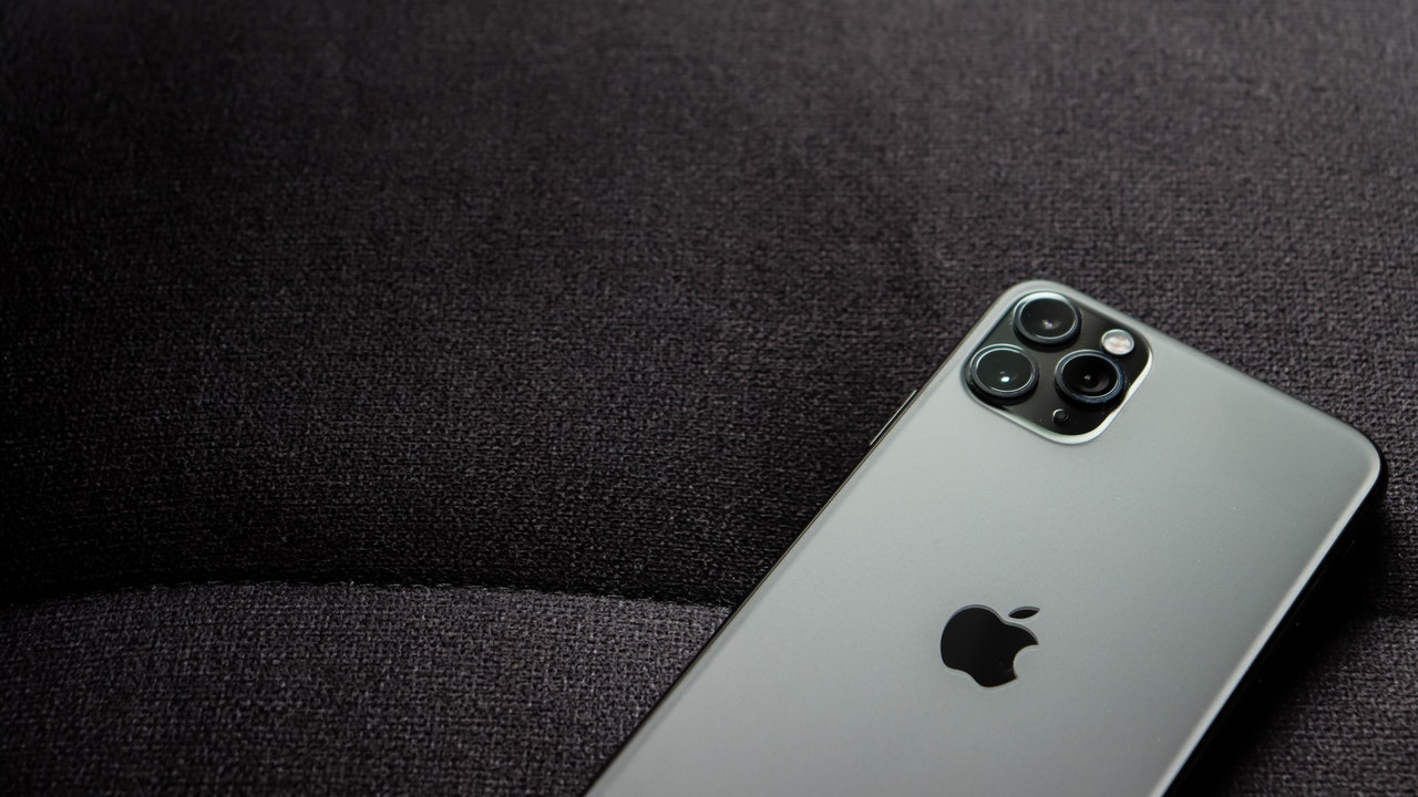 اپل می‌خواهد از دوربین آیفون برای تشخیص اولیه اوتیسم کودکان استفاده کند